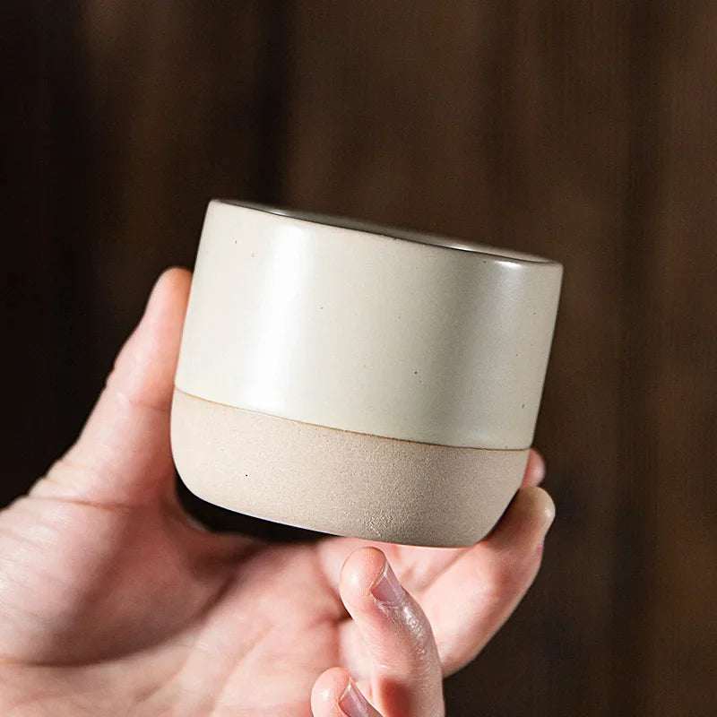 Caneca Vintage de Cerâmica