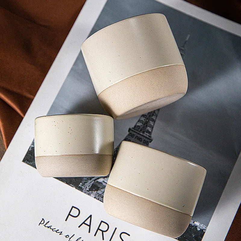 Caneca Vintage de Cerâmica