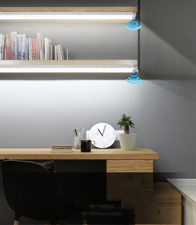 Luminária SensorLight Pro – Barra LED Sem Fio com Sensor de Movimento